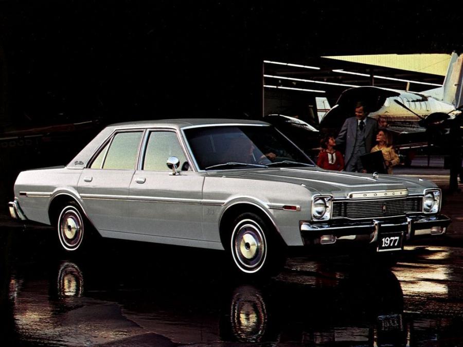  Dodge Aspen Special Edition Sedan 1977 года  (фото 2 из 2)